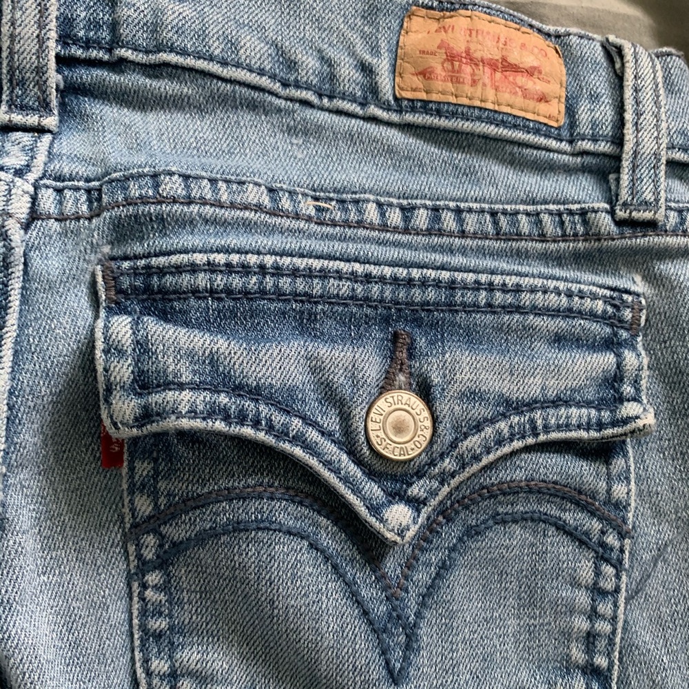 levi jeans - Picture 2 of 6
